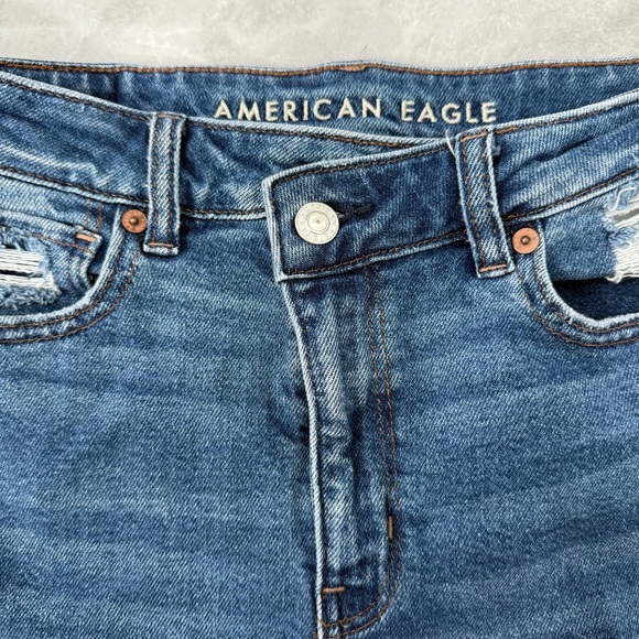 Women’s American Eagle Stretch Distressed Mom Short Jean Shorts Size 2 - Picture 5 of 16